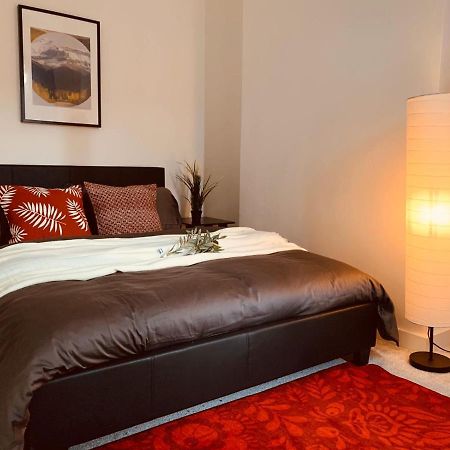 Stylish, Spacious & Luxurious Home - Parking Liverpool Exterior foto