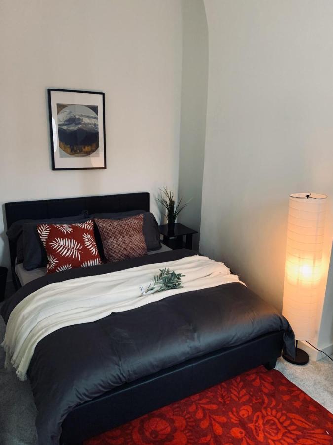 Stylish, Spacious & Luxurious Home - Parking Liverpool Exterior foto